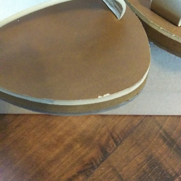 ALDO Metallic Sandals - Picture 6 of 8